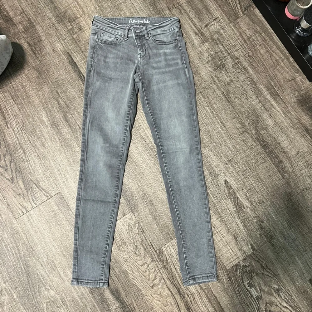 Jeans - Picture 1 of 4